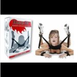 El conjunto está diseñado para unir sus piernas con los brazos juntos, una pierna abierta juguete sexual para parejas.